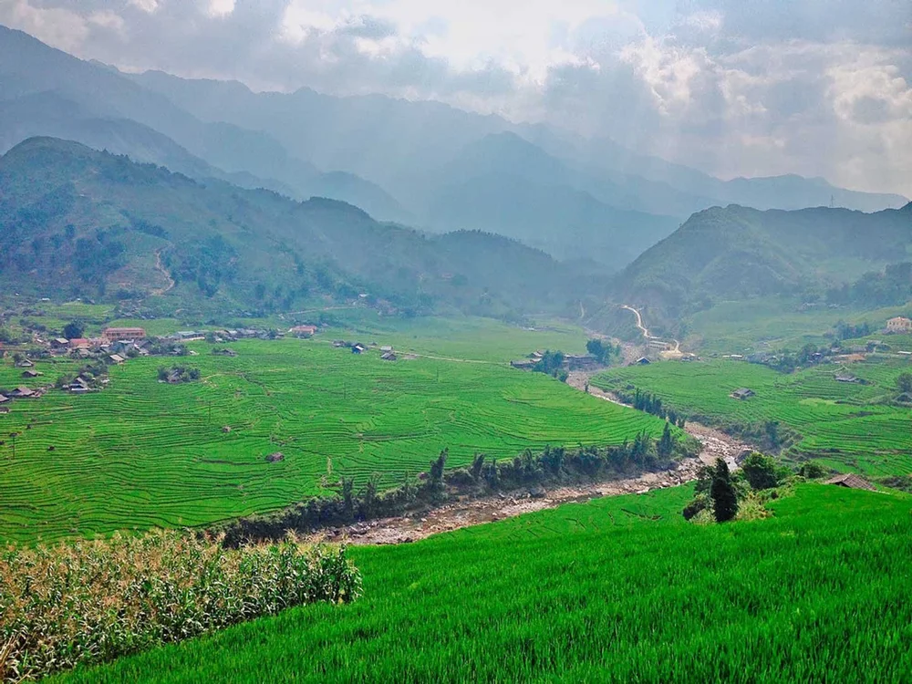 Y Linh Ho - Lao Chai - Ta Van - Giang Ta Chai Trek
